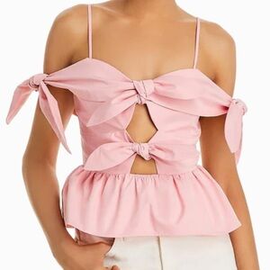 Super cute Fore now top!!